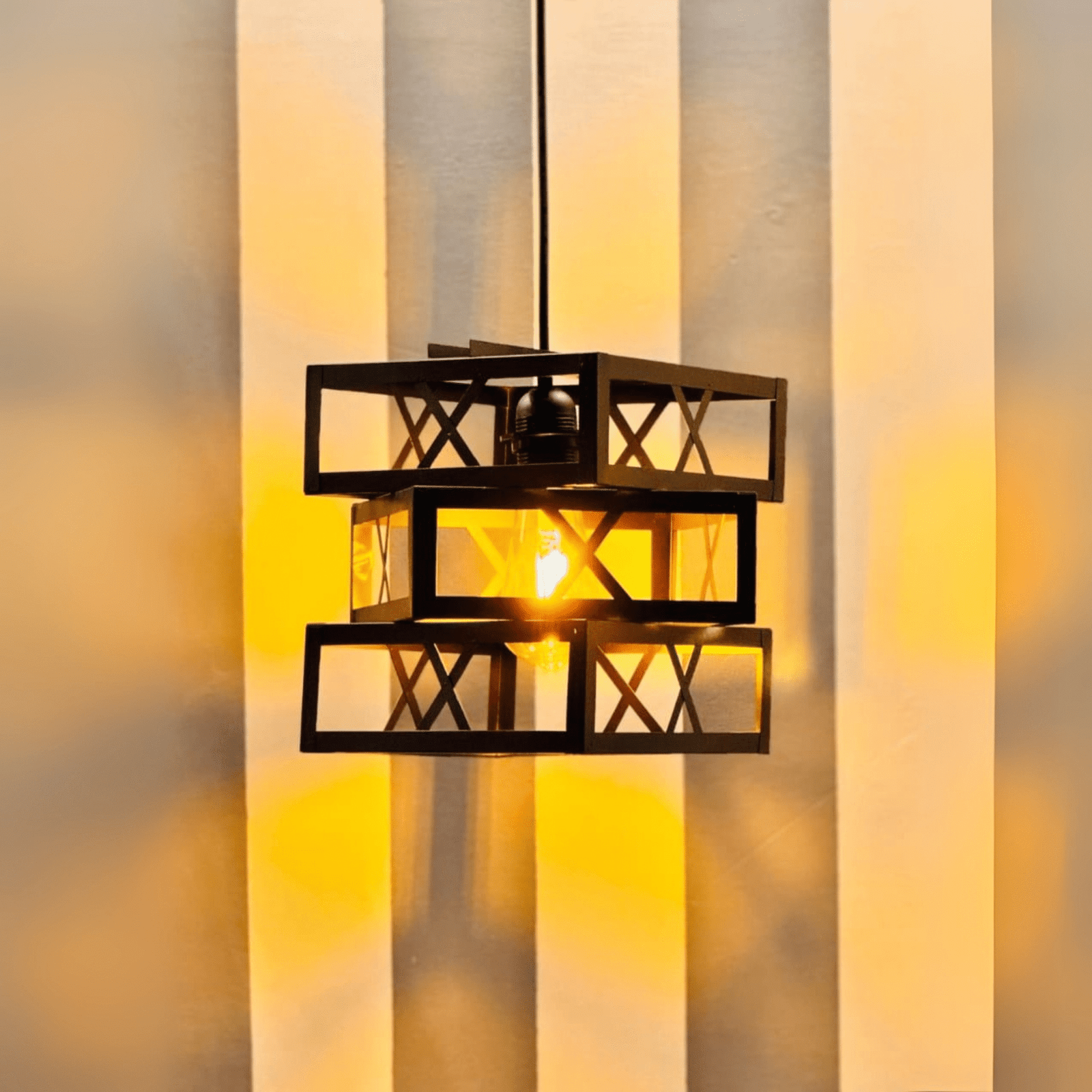 Square Hanging Edison Ceiling Lamp – Vintage Industrial Pendant Light for Modern Interiors